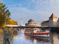 smartments Berlin Prenzlauer Berg Hotels near Wellblechpalast