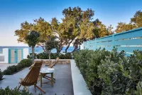 Almyriki Beach Villa Hotels in Monolithos