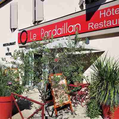 Logis Hôtel Le Pardaillan Hotel Exterior