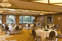Royal Olympic Hotel - breakfast