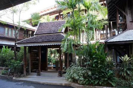 โรงแรมบ้านไทย วิลเลจ