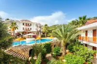 Aquarius Hotel - Pools