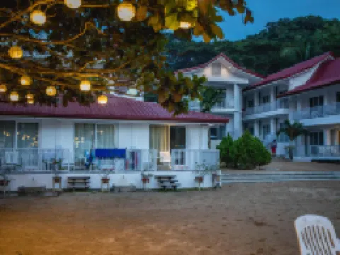 สตันนิงรีพับบลิก บีชรีสอร์ท โรงแรมในเอลนิโด