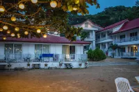 Stunning Republic Các khách sạn gần El Nido Sailing