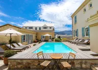 Auberge Burgundy Boutique Hotel & Spa - Pools