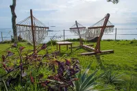 Quo Vadis Dive Resort - Parking