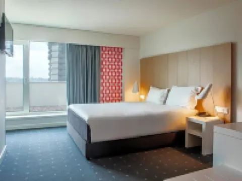 ステイ ホテル ポルト セントロ トリンダーデ ポルトのホテル