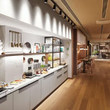 Adina Apartment Hotel Dusseldorf Отели в г. Дюссельдорф