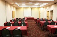 Hampton Inn & Suites Kansas City-Merriam Hotels in Shawnee