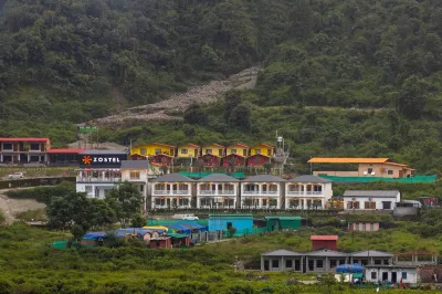 Zostel Plus Rishikesh, Mohanchatti Hotels in 