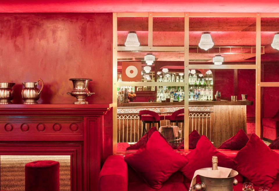 1. NH 컬렉션 마..