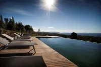 Lake Lodge - Homestays