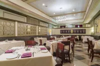 Ambassador Hotel Milwaukee, Trademark Collection by Wyndham - breakfast