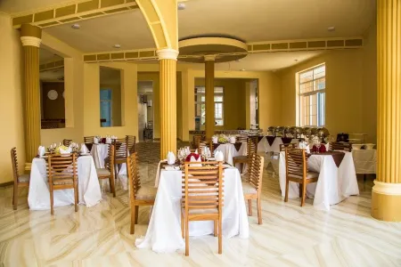 Masailand Safari Lodge