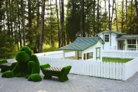 Les Art Resort