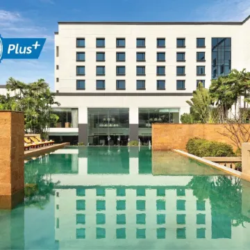 Dusit Princess Srinakarin Bangkok Отели рядом с достопримечательностью «Торговый центр Seacon Square»