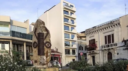 B&B Varadero Отели рядом с достопримечательностью «The Castello di Milazzo»