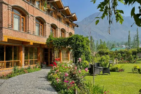 Hotel Nadis
