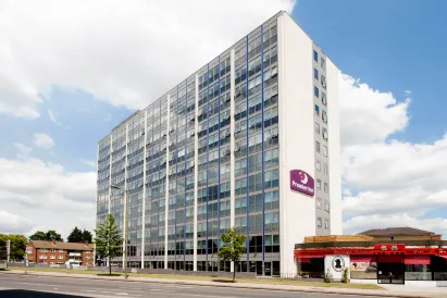 Premier Inn London Hendon (The Hyde)