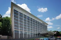 Hampton Inn White Plains/Tarrytown (New York City Area) Hotels near Bridge Plaza