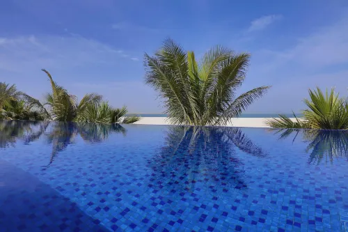 The Ritz-Carlton Ras Al Khaimah, Al Hamra Beach Hotels in Al Riffa