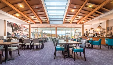 The Jubilee Hotel Отели рядом с достопримечательностью «City of Caves»