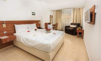 Agz Hotel - Housity