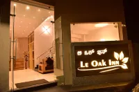 Le Oak Inn