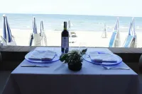 Hotel Residence La Darsena - servizio colazione
