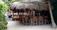 Jj's Backpackers Village