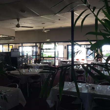 Urangan Motor Inn