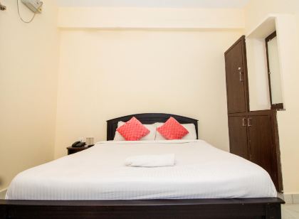 Hotel Pearl Suites