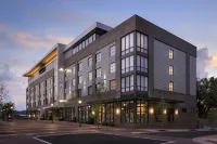 The Edwin Hotel, Autograph Collection Hotels near Ruby Falls
