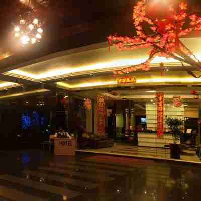 先鋒飯店 Hotel Exterior