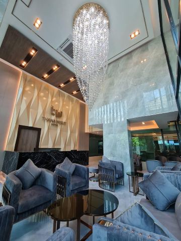 Thana Wisut Hotel