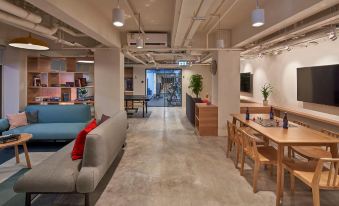 Weave Studios - Prince Edward
