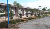 Samudra Homestay Hotels in Rogojampi