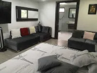 雷圭扎蒙的CASA SUYTE