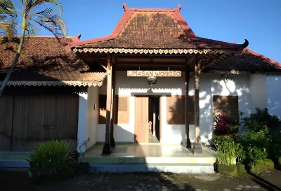 Limasan Wongso by We Stay Hotels in Mlati
