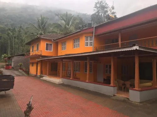 Sherlocks Jungle Retreat - Coorg Hotels in Badagarakeri