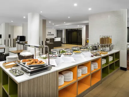 Mercure Welcome Melbourne Отели рядом с достопримечательностью «Юнион-лэйн»