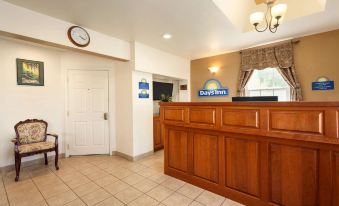 Days Inn by Wyndham Eureka CA