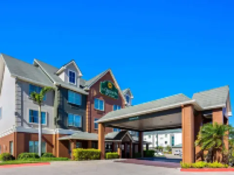La Quinta Inn & Suites by Wyndham Pharr North McAllen Hotels in Pharr