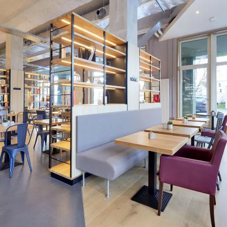 Campanile PRIME - Paris Saclay