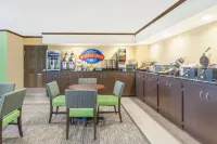 Baymont by Wyndham Midland Center