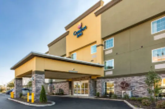 Comfort Inn Memphis Airport West Hotels near Memphis International Airport
