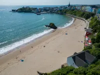 The Sand Castle - 2 Bedroom Apartment - Tenby - شاطئ