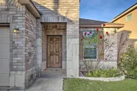San Antonio Abode Near Golf, Shops and Dining! Hotels near Brook Hollow Library