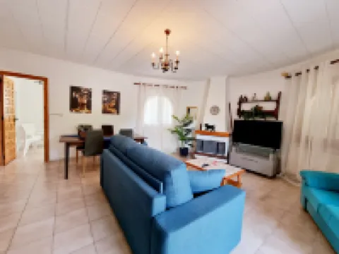 Detached Villa with Private Pool