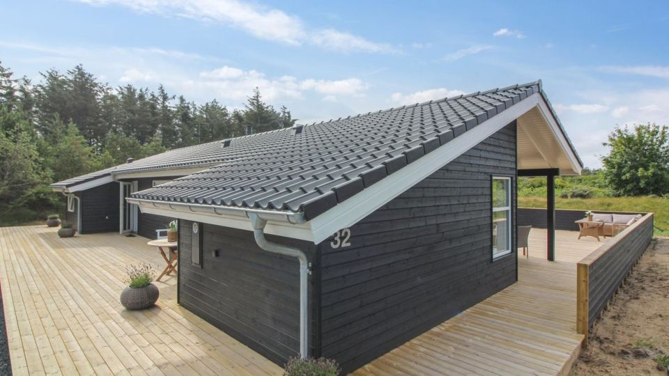 "Heriest" - 1.2km from the Sea